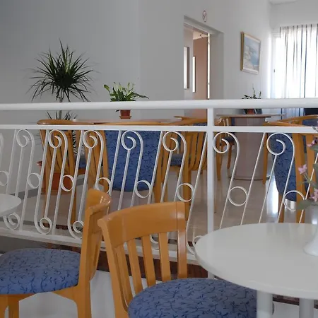 Maistros Aparthotel Protaras