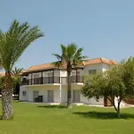 Maistros Hotel apartamentowy 2*