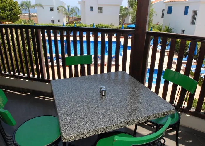 Maistros 2* Protaras