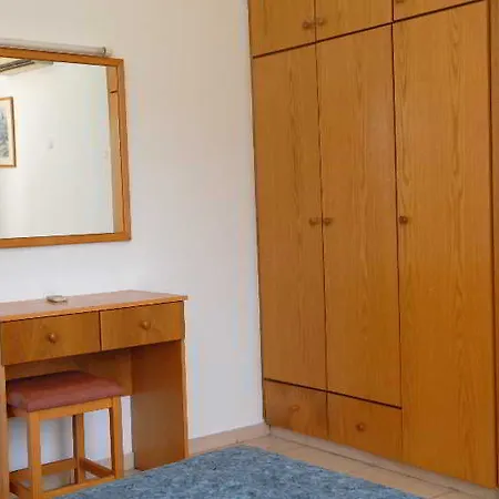 Maistros بروتاراس