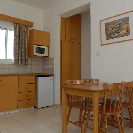 Apartahotel Maistros