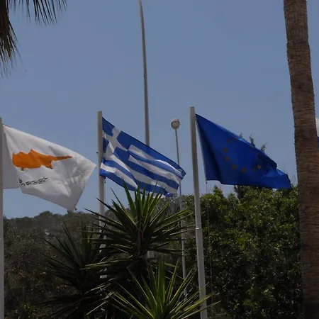 Maistros 2* Protaras