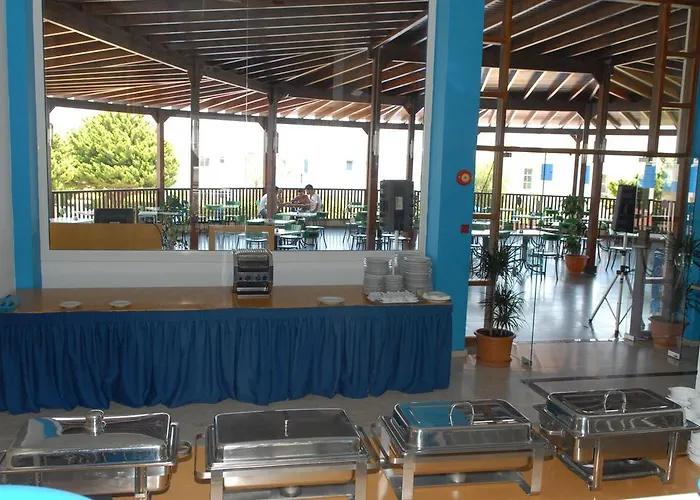 Aparthotel Maistros 2*